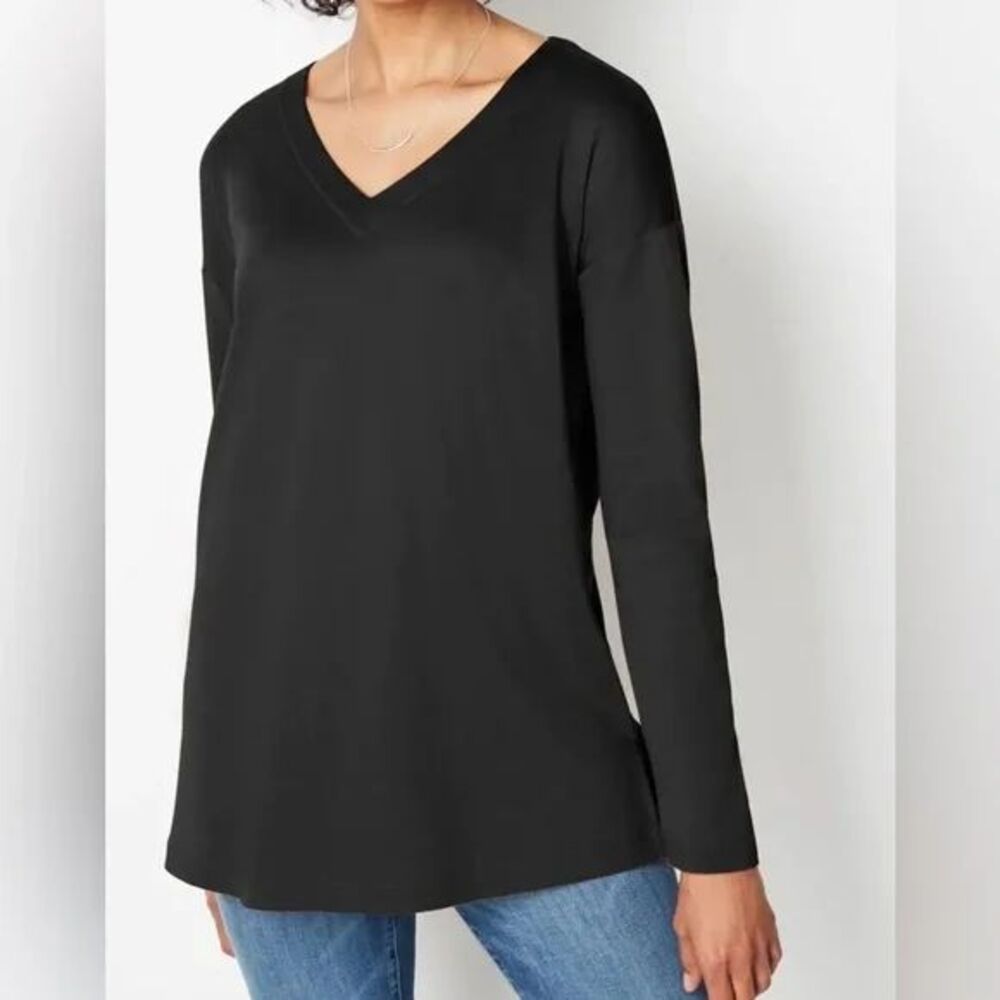 J Jill Top Chic & Versatile Black‎ V-Neck Tunic